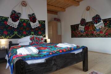 Фото номера Семейный номер Загородные дома Casa Maramureșeană Larisa г. Breb 4