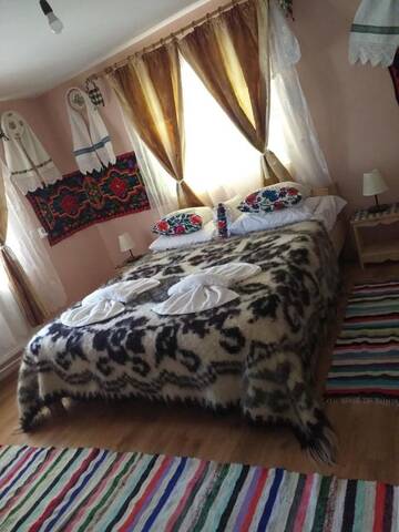 Фото номера Трехместный номер с основными удобствами Загородные дома Casa Alina Breb г. Breb 6
